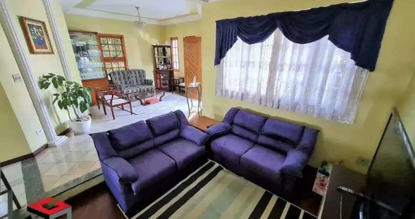 Sobrado 234 m² Localizado No Bairro Matriz Mauá - SP