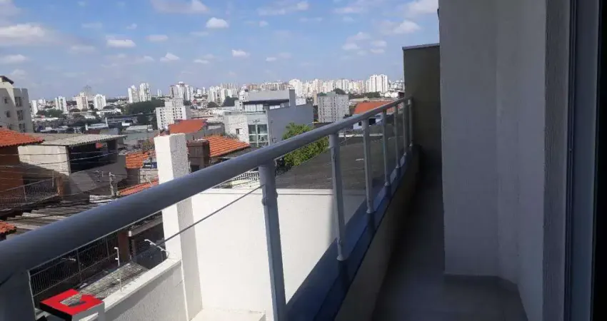 Cobertura de Frente, 2 dormitórios, 1 suíte, lavabo na cobertura e 2 vagas de garagem.