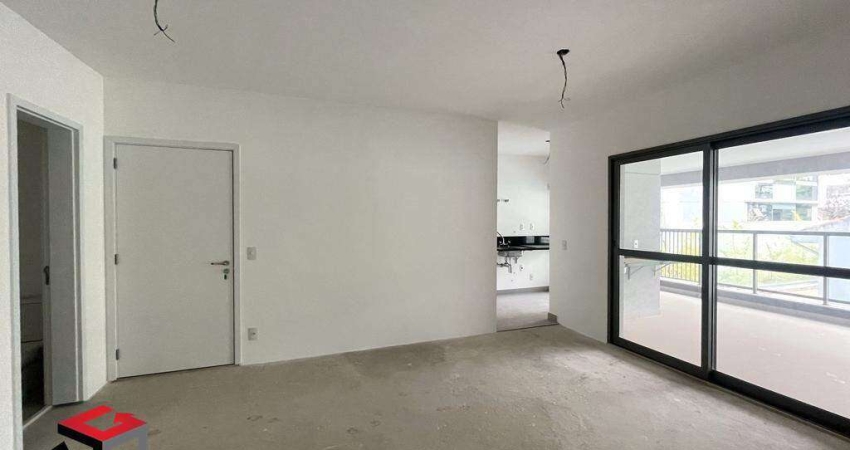 Apartamento com 84m², localizado no bairro Moema em São Paulo- SP