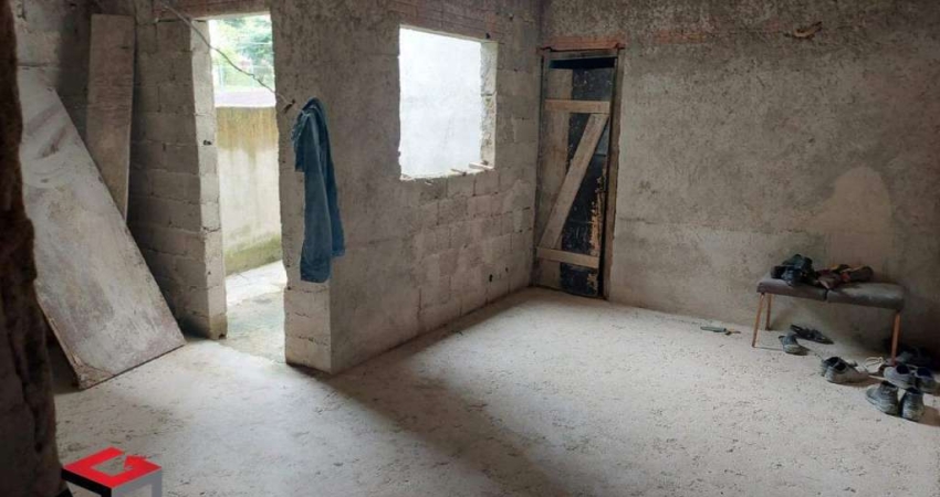 Cobertura de Frente, 2 quartos, 2 banheiros, área gourmet e garagem.