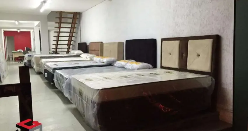 Sobrado 240 m² Localizado no Bairro Pinheiros em São Paulo - SP.