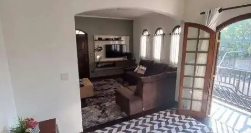 Casa à venda 3 quartos 1 suíte 3 vagas Utinga - Santo André - SP