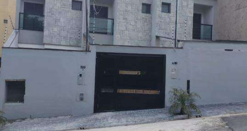 Sobrado à venda 3 quartos 1 suíte 2 vagas Novo Oratório - Santo André - SP