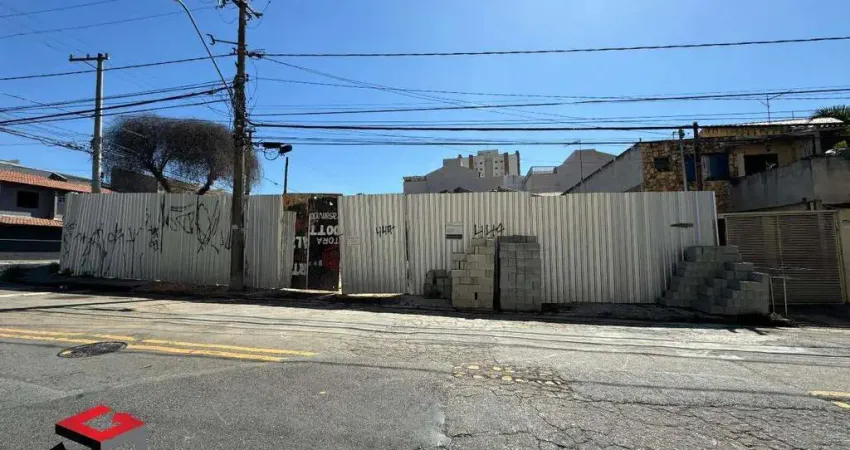 Sobrado à venda 3 quartos 3 suítes 2 vagas Pires - Santo André - SP