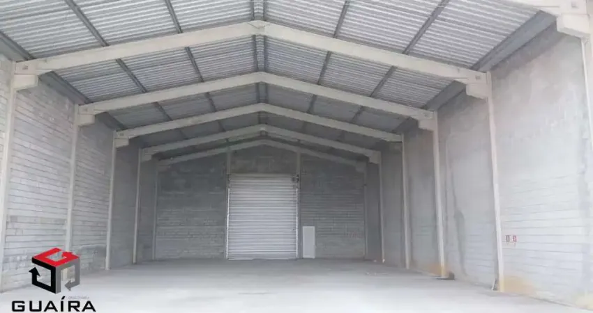 Galpão de 695m² na Vila Lucinda em Santo André - SP