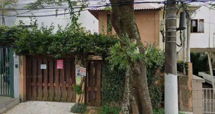 Sobrado Residencial 3 Dormitórios em Aclimação com 250m²