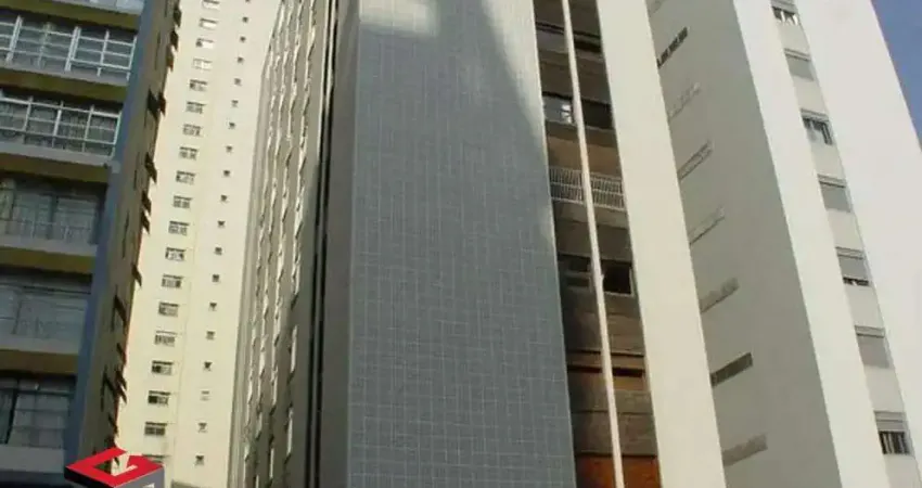 Apartamento 3 Dormitórios em Santa Cecília com 150m²