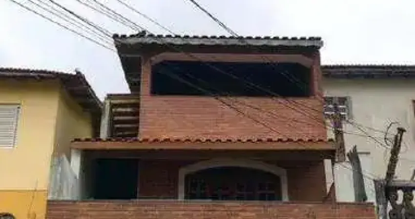 Sobrado à venda 3 quartos 2 vagas Ferrazópolis - São Bernardo do Campo - SP
