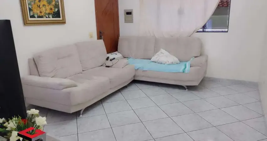 Casa térrea á venda com 3 dormitórios e 3 vagas no bairro Santa Maria - Santo André