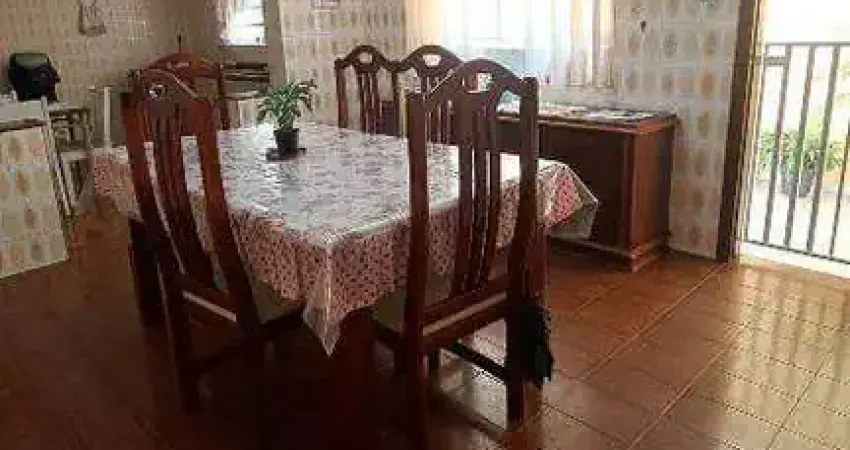 Sobrado com 3 moradias - Vila Luzita - Santo André - Estuda PERMUTA casa e/ou apartamento com elevador