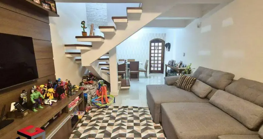Sobrado à venda 3 quartos 1 suíte 2 vagas Stella - Santo André - SP