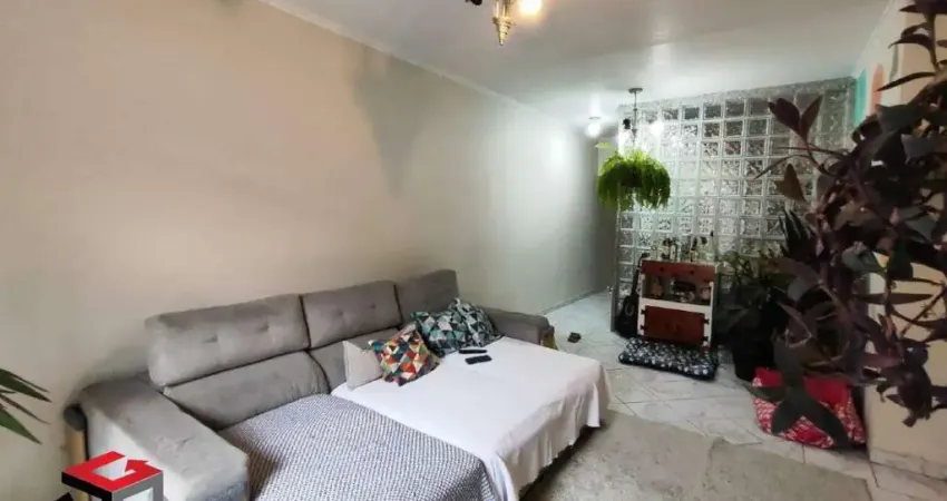 Sobrado de 221m² no Jd. Santo André em Santo André - SP
