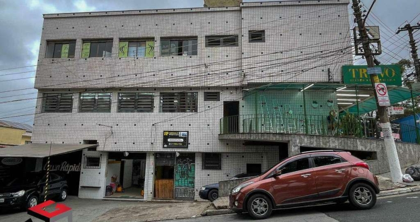 Prédio a venda com 456 m² localizado no Bairro Baeta Neves em São Bernardo do Campo - SP.