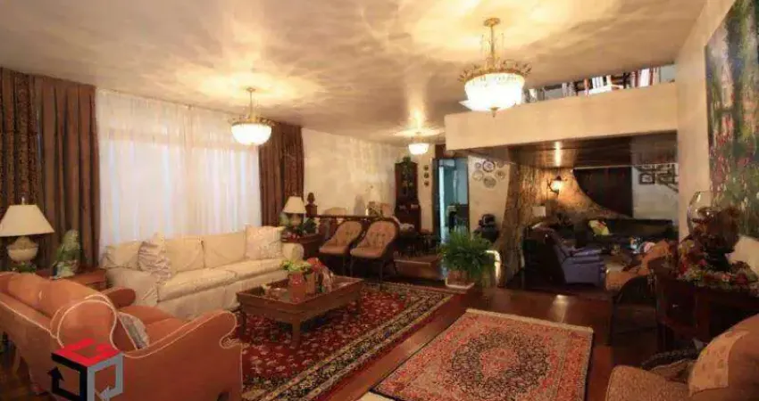 Sobrado Residencial Alto Padrão 453m² em Alto de Pinheiros