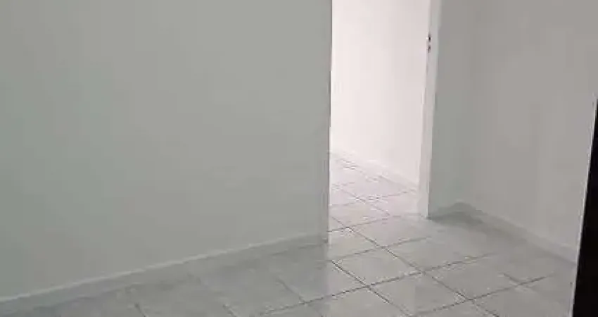 Sala comercial á venda com 39 m,²numa ótima localização.