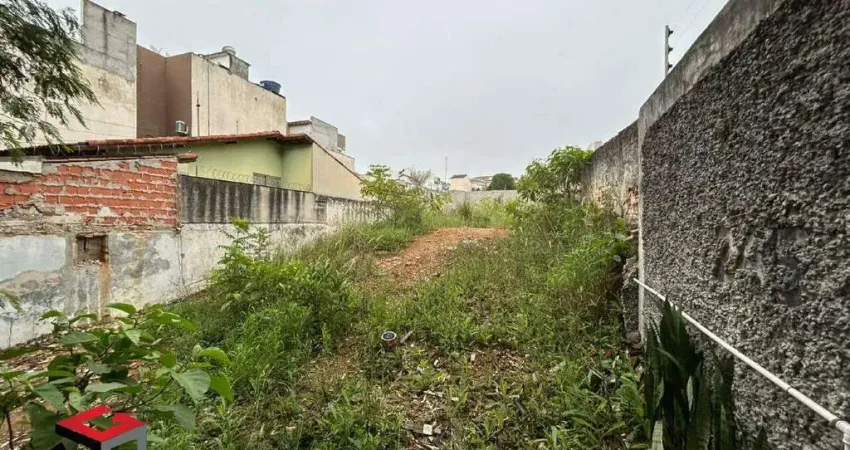 Terreno à venda na Rua Abernésia, 245, Santa Maria, Santo André