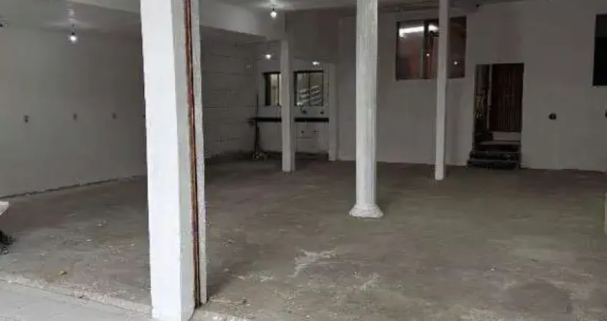 Barracão / Galpão / Depósito à venda na Rua Santa Marta, 48, Taboão, Diadema