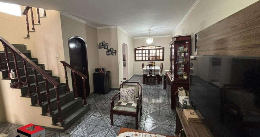 Sobrado à venda 3 quartos 2 suítes 3 vagas Jordanópolis - São Bernardo do Campo - SP