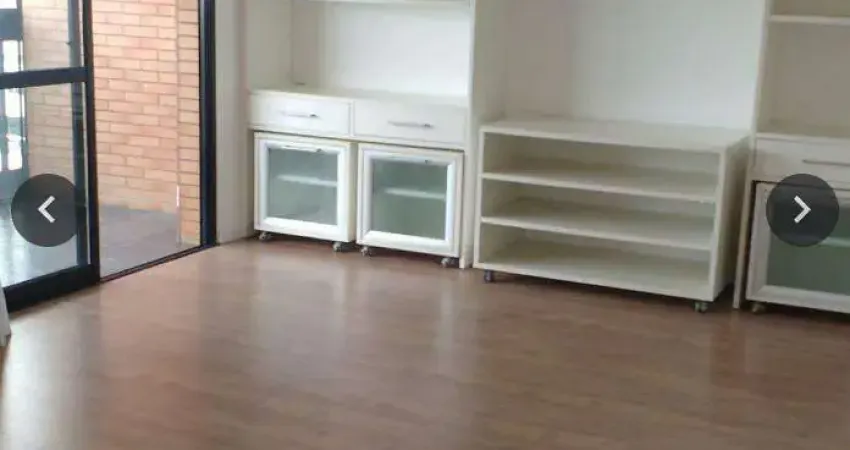 Apartamento 4 Dormitórios no Alto da Lapa com 126m²