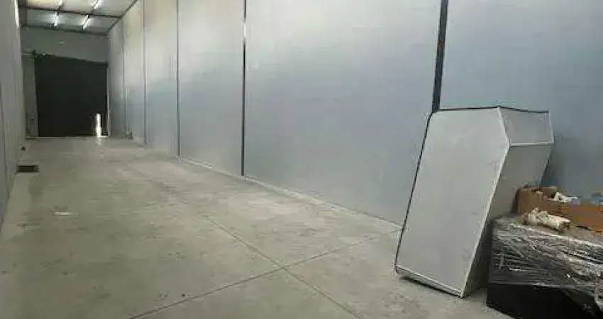 Barracão / Galpão / Depósito à venda na Rua Quatá, 736, Vila Palmares, Santo André