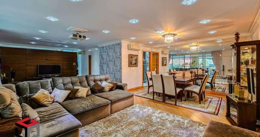 Luxuoso e espaçoso apartamento á venda no Brooklin