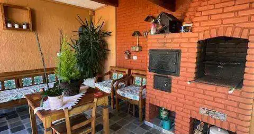 Sobrado à venda 4 quartos 1 suíte 3 vagas Alzira - Santo André - SP