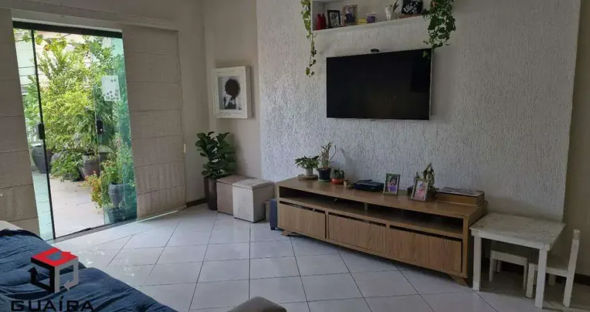 Sobrado à venda 3 quartos 1 suíte 2 vagas Scarpelli - Santo André - SP