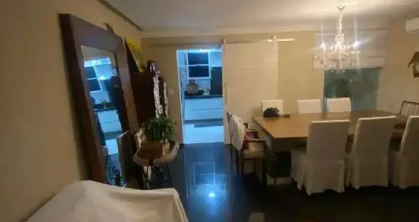 Sobrado à venda 3 quartos 1 suíte 2 vagas Scarpelli - Santo André - SP