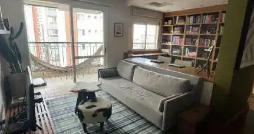 Apartamento 2 Dormitórios em Cerqueira César com 73m²