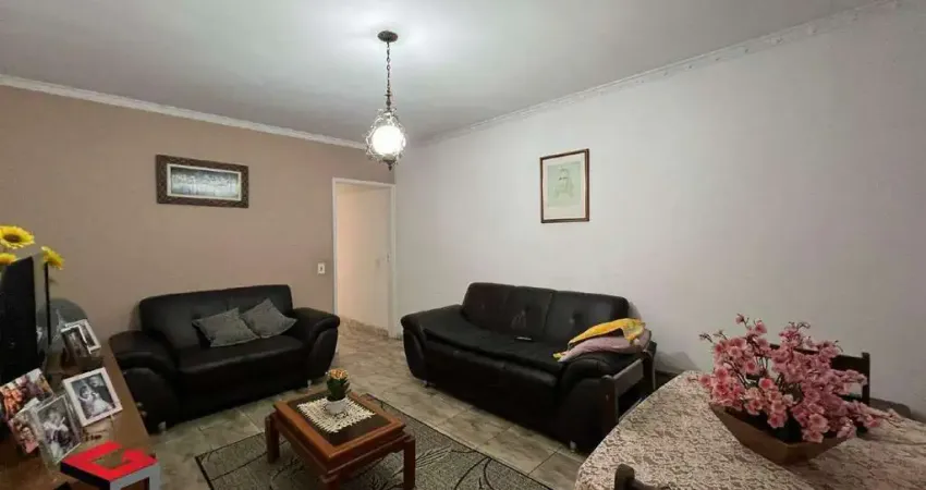 Casa à venda 3 quartos 2 vagas Valparaíso - Santo André - SP