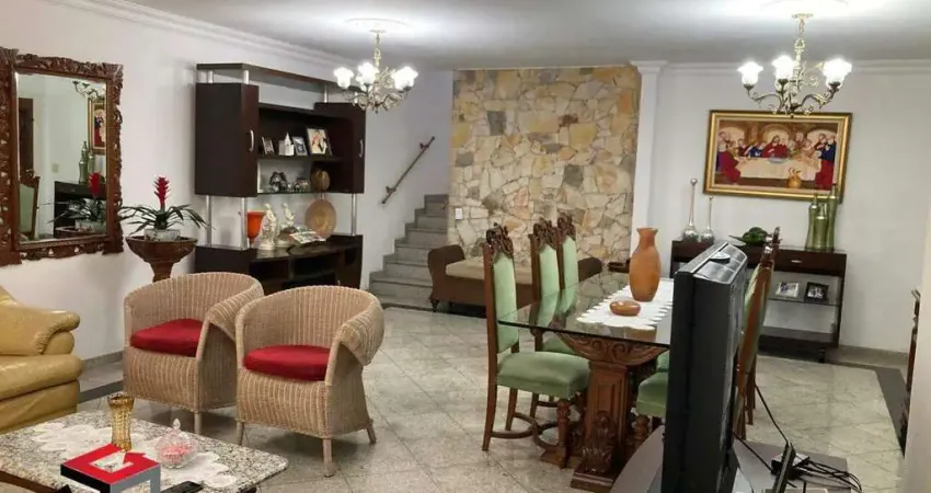 Casa à venda 3 quartos 1 suíte 2 vagas Jardim Santa Cruz (Sacomã) - São Paulo - SP
