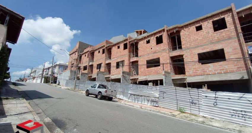 Sobrado à venda 3 quartos 1 suíte 4 vagas Camilópolis - Santo André - SP