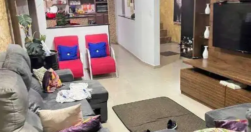 Casa à venda 3 quartos 2 suítes 1 vaga Sítio dos Vianas - Santo André - SP