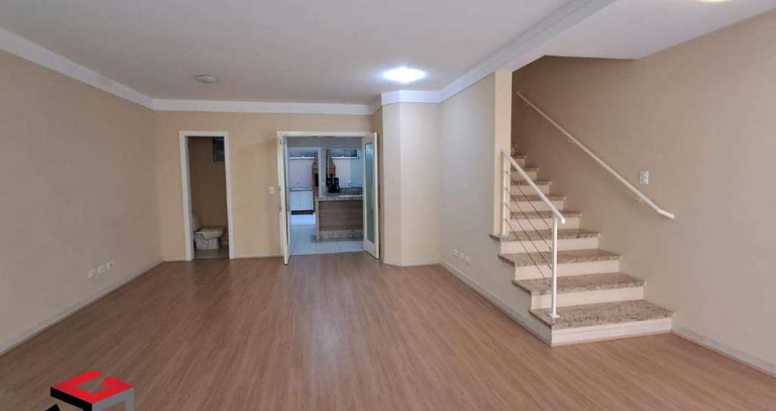 Sobrado para aluguel 4 quartos 3 suítes 4 vagas Floresta - Santo André - SP