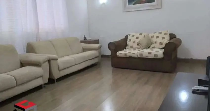 Sobrado com 163 m² localizado no Bairro Cambuci em São Paulo - SP.