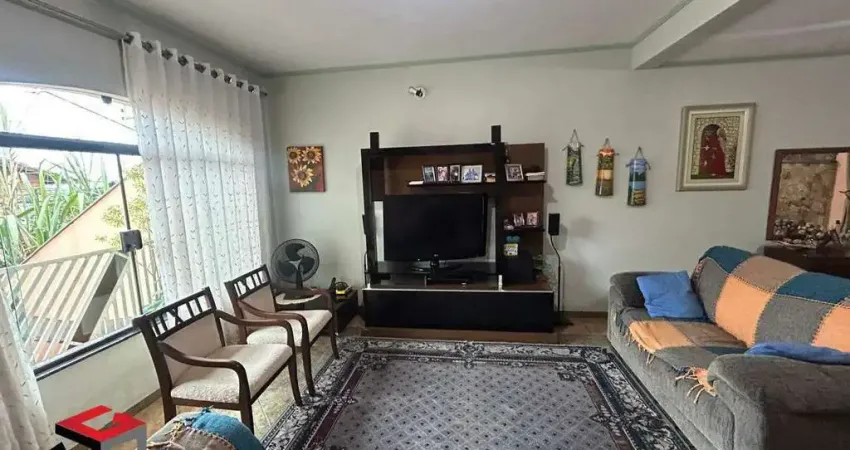 Sobrado à venda 2 quartos 1 suíte 6 vagas Nossa Senhora das Vitórias - Mauá - SP