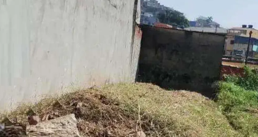 Terreno à venda Maracanã - Santo André - SP