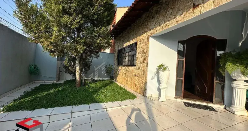 Sobrado à venda 3 quartos 1 suíte 4 vagas Independência - São Bernardo do Campo - SP