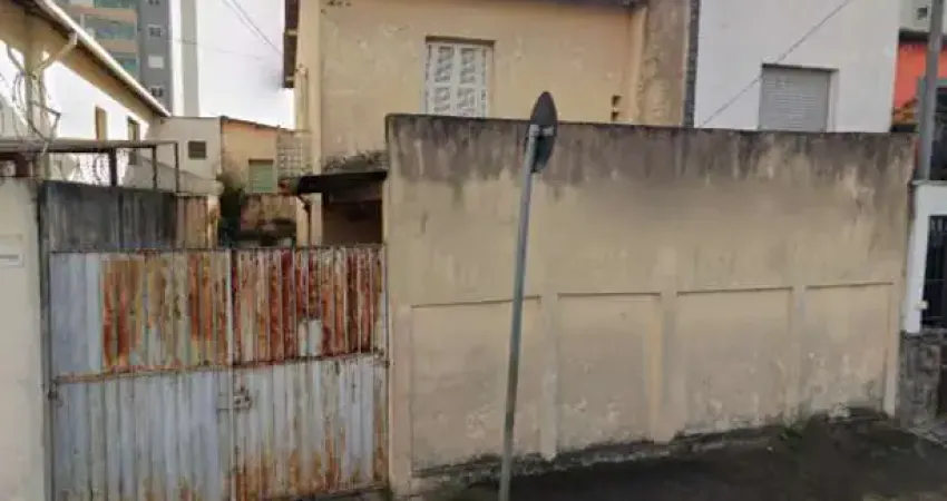 Sobrado com 120m² localizado no Bairro Clementino em São Paulo - SP.