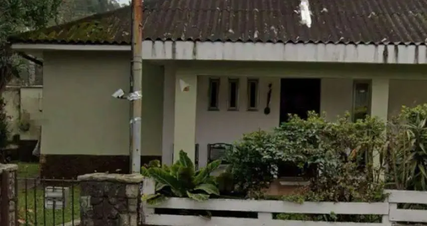 Casa à venda 3 quartos 2 vagas Eldorado - Diadema - SP