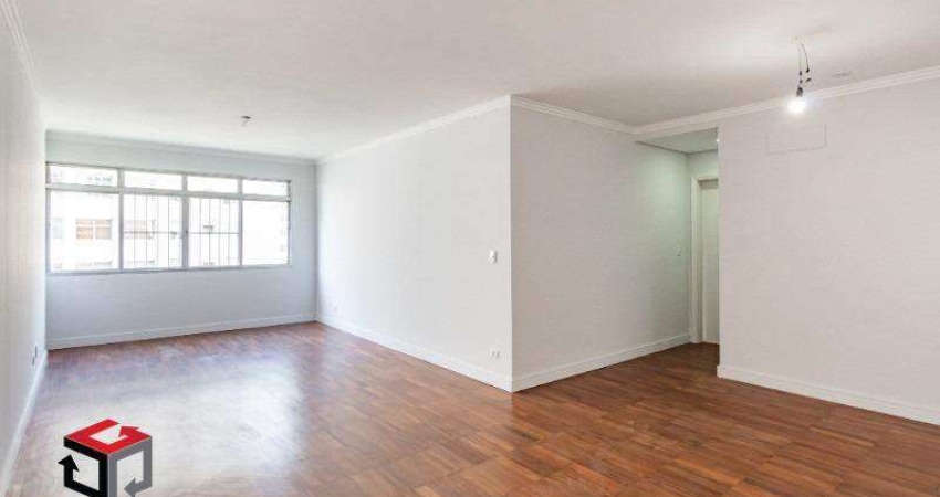 Apartamento em Santa Cecília com 129m²
