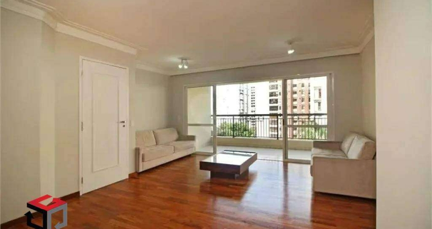 Apartamento 3 suites em Moema 125m2