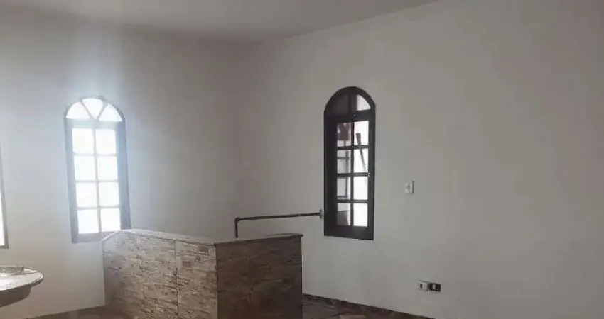 Sobrado à venda 3 quartos 1 suíte 5 vagas Guarará - Santo André - SP
