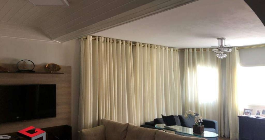 Sobrado à venda 4 quartos 3 suítes 4 vagas Rudge Ramos - São Bernardo do Campo - SP