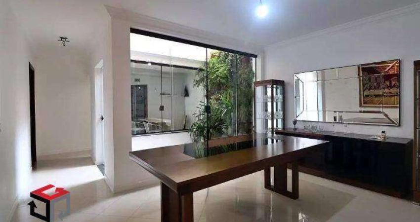 Sobrado para aluguel 4 quartos 3 suítes 10 vagas Jardim - Santo André - SP