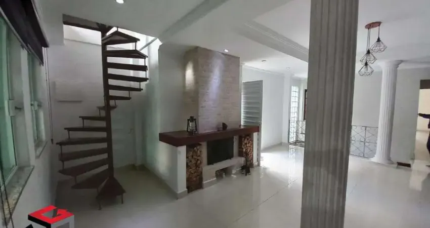 Sobrado à venda 3 quartos 2 suítes 2 vagas Scarpelli - Santo André - SP