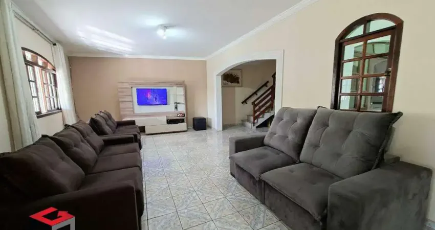 Sobrado para aluguel 3 quartos 1 suíte 3 vagas Nova Petrópolis - São Bernardo do Campo - SP