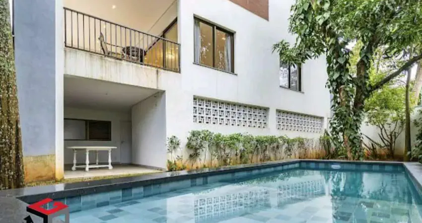 Imóvel em Condomínio Fechado à venda 4 quartos 4 suítes 4 vagas Jardim dos Estados - São Paulo - SP