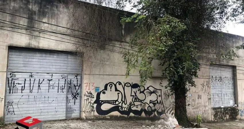 Barracão / Galpão / Depósito à venda na Rua Piracicaba, 713, Vila Valparaíso, Santo André