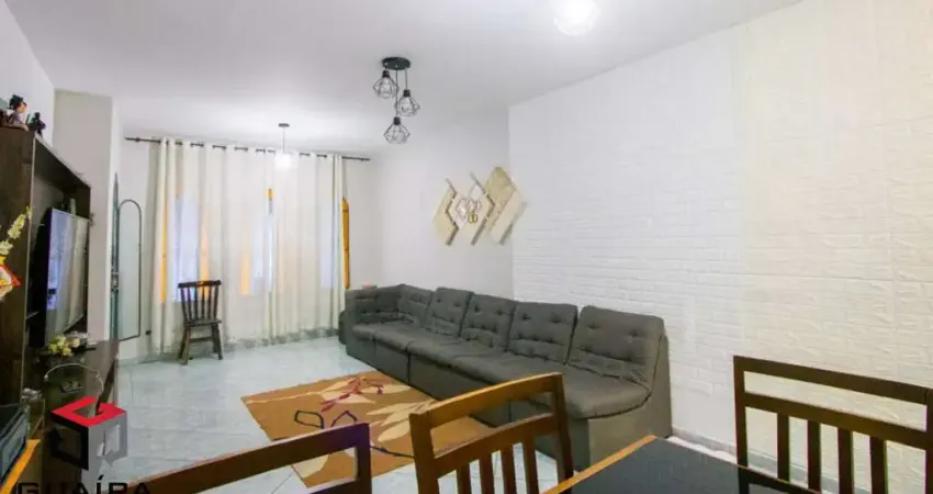 Casa com 2 quartos à venda na Rua Paulo Lacorte, 135, Jardim Las Vegas, Santo André